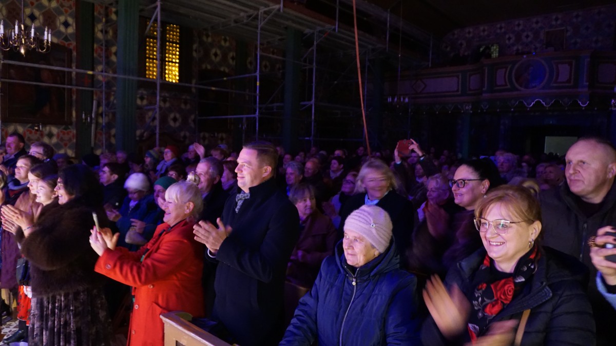 Zdjęcie aplauzu widowni. 