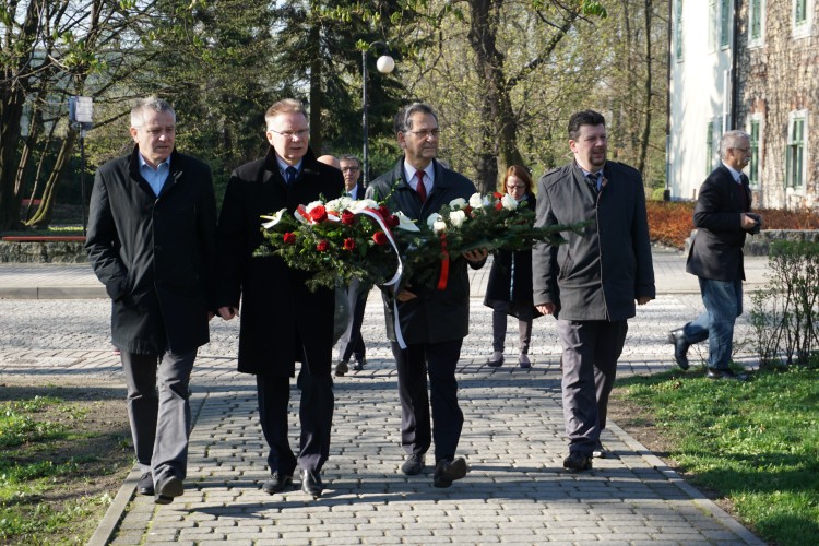 Chrzanów pamięta o ofiarach katastrofy smoleńskiej i zbrodni katyńskiej 