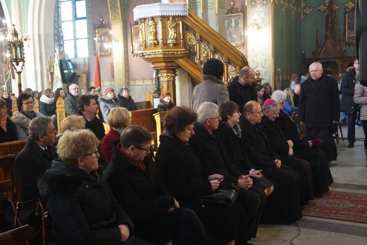 Uroczyste odsłonięcie tablicy poświęconej pamięci Heleny Kmieć