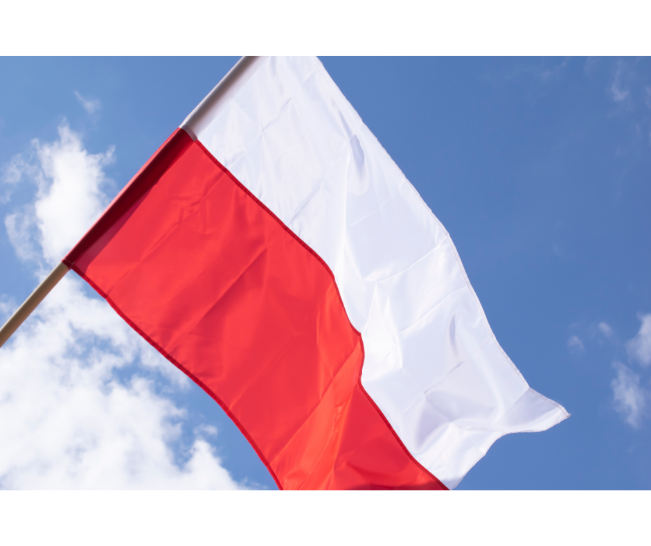 Flaga biało-czerwona na maszcie 