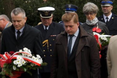Pamiętają o Katyniu i Smoleńsku - zobacz film TV Powiat 