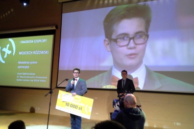 Młody geniusz z Trzebini stworzył system operacyjny i dostał w nagrodę 10 000 zł