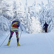Weź udział w zawodach narciarskich 