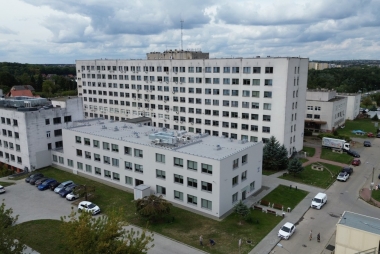 zdjęcie przedstawia nowy budynek Zakładu Opiekuńczo-Leczniczego w Chrzanowie