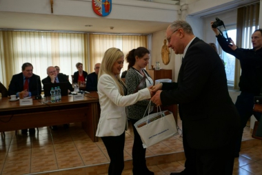 Praca pielęgniarek chrzanowskiego szpitala doceniona przez radę powiatu 