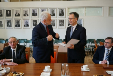 Powiat chrzanowski otrzymał rządową promesę na remont dróg  