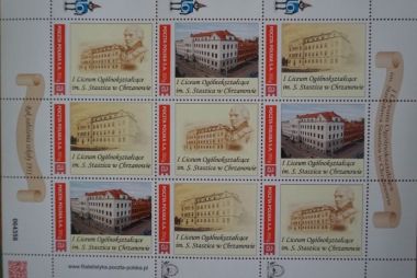 Chrzanowskie liceum na znaczkach i pocztówkach 