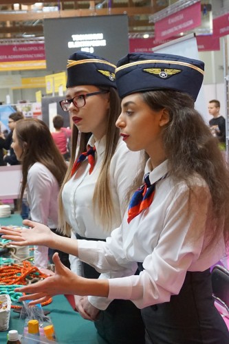 ZSTU, PCE i ZSECh reklamują atrakcyjne zawody na targach w Krakowie 