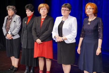 Nauczyciele nagrodzeni przez starostę 