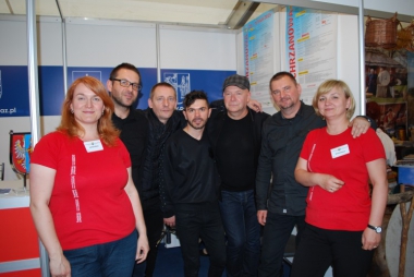 Muzycy Sztywnego Pala Azji rozdawali autografy podczas targów turystyki weekendowej 