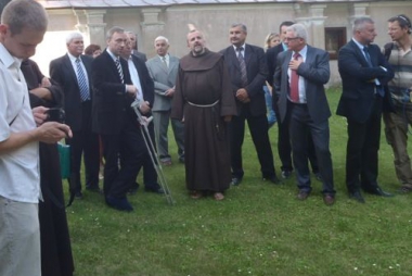Klasztor w Alwerni dostanie 3 mln zł na odbudowę dachu 