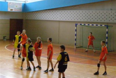 Ruszyła Powiatowa Liga Mini &#8211; Piłki Ręcznej Chłopców